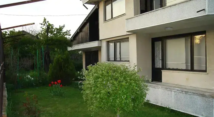 Варна: Villa Perun