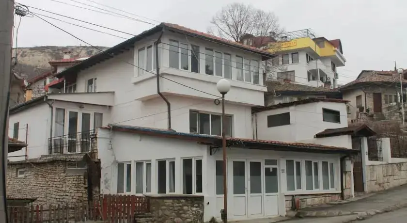 Балчик: White Dove Guest House