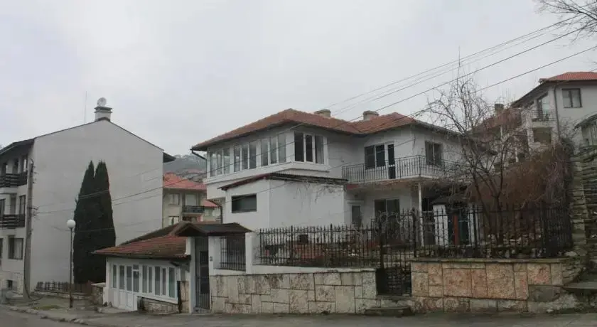 Балчик: White Dove Guest House