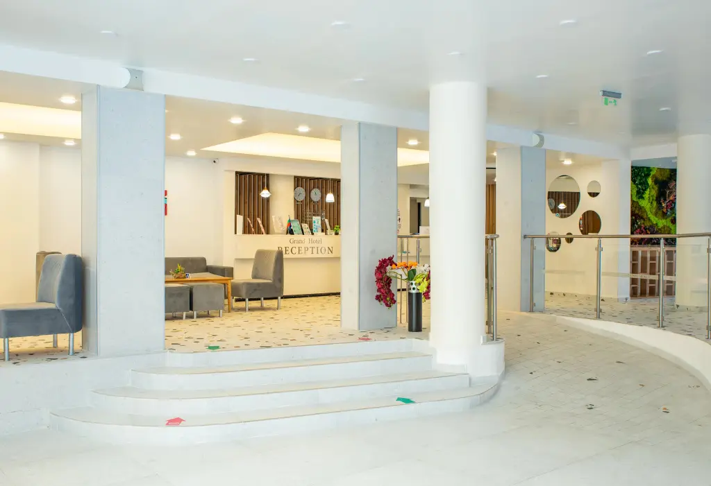 Солнечный берег: Grand Hotel Sunny Beach