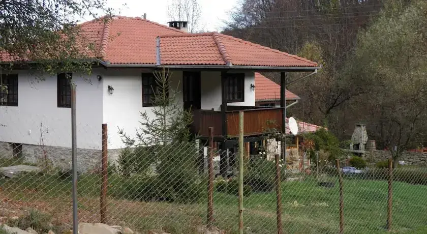 Троян: Klisarova House