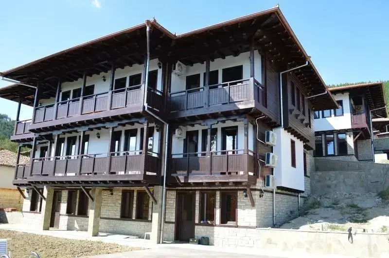 Горна-Оряховица: Family Hotel Sunny Hills