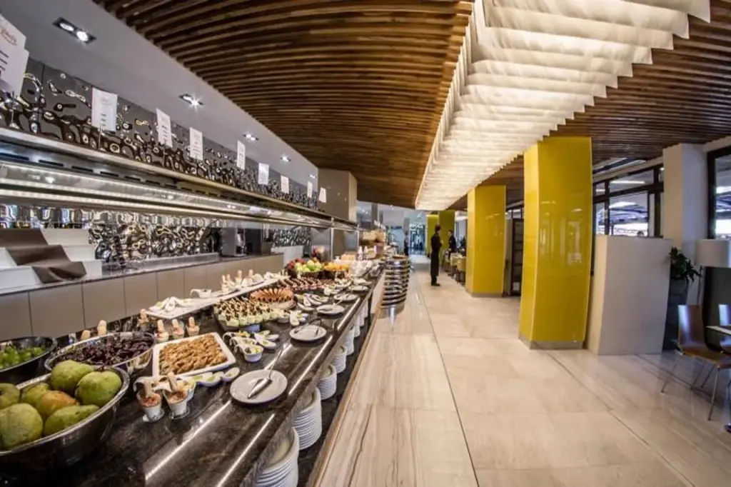 Свети Влас: Premier Fort Beach Sveti Vlas