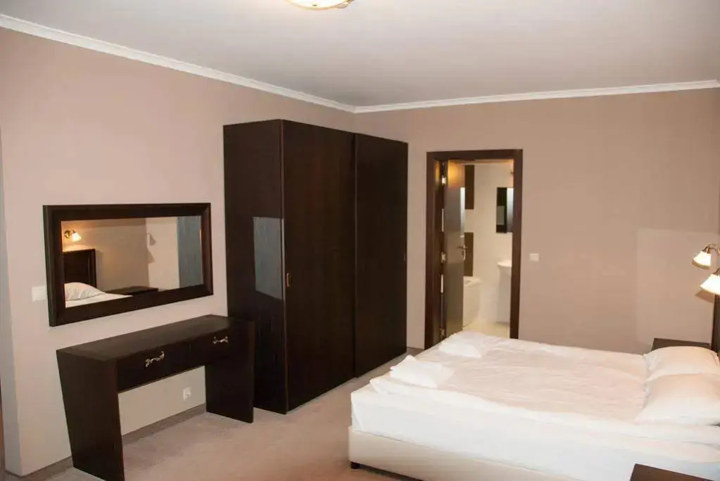 Правец: Everest Hotel