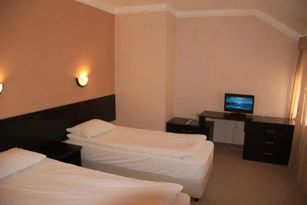 Правец: Everest Hotel
