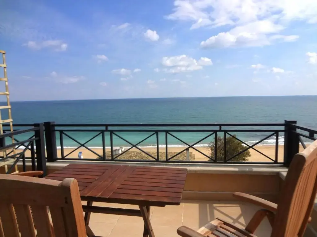 Варна: Sea View Rental Front Beach