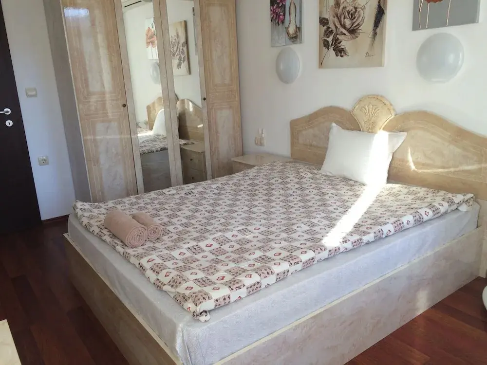 Варна: Sea View Rental Front Beach