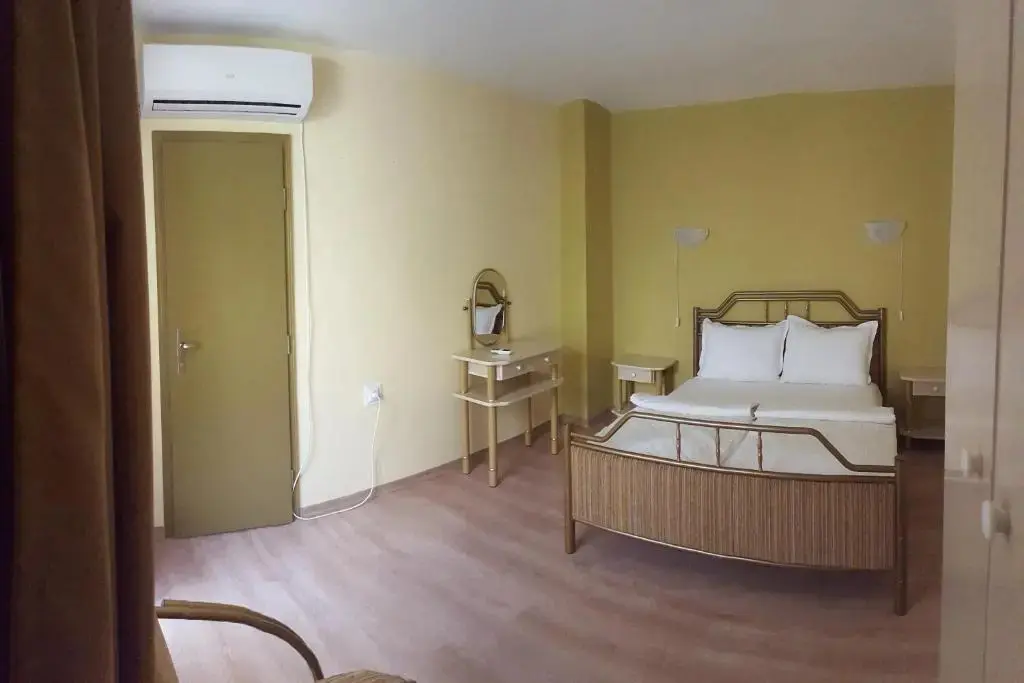 Русе: Hotel Jeweller