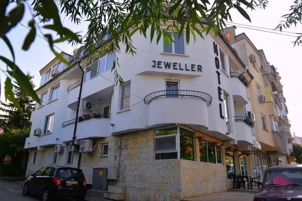 Hotel Jeweller — фото 1