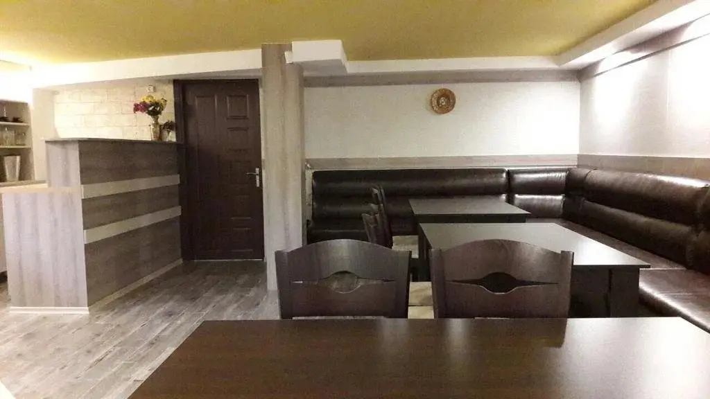 Боровец: Guest house Advel