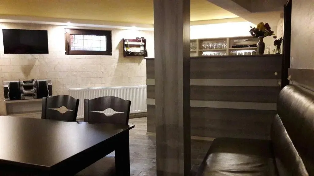 Боровец: Guest house Advel