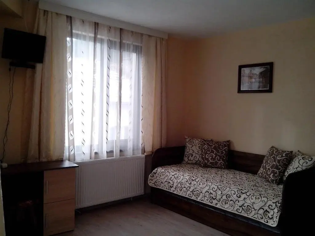 Боровец: Guest house Advel