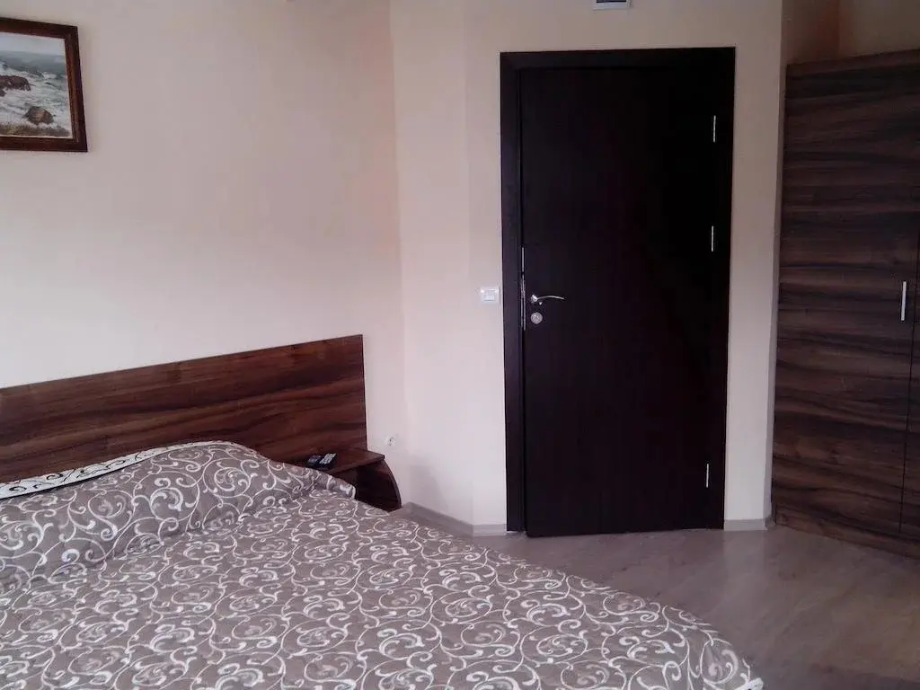 Боровец: Guest house Advel