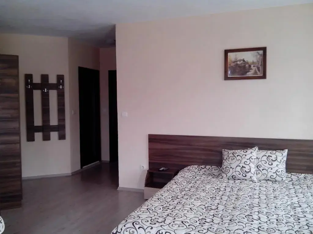 Боровец: Guest house Advel
