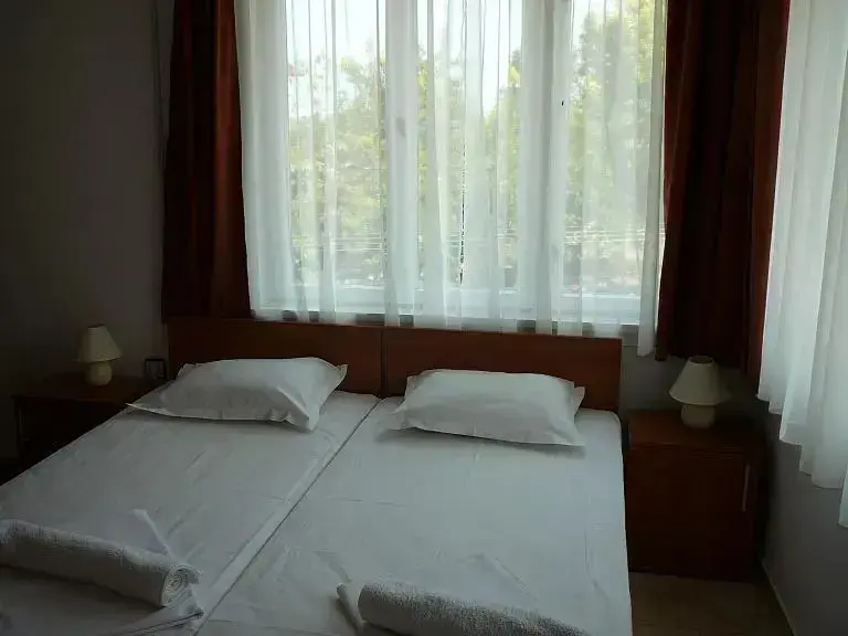 Бяла: Guest House Videlina