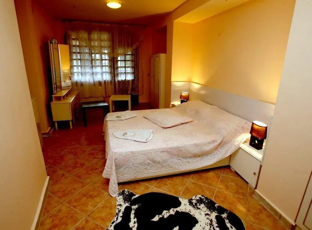 София: Hotel Teheran