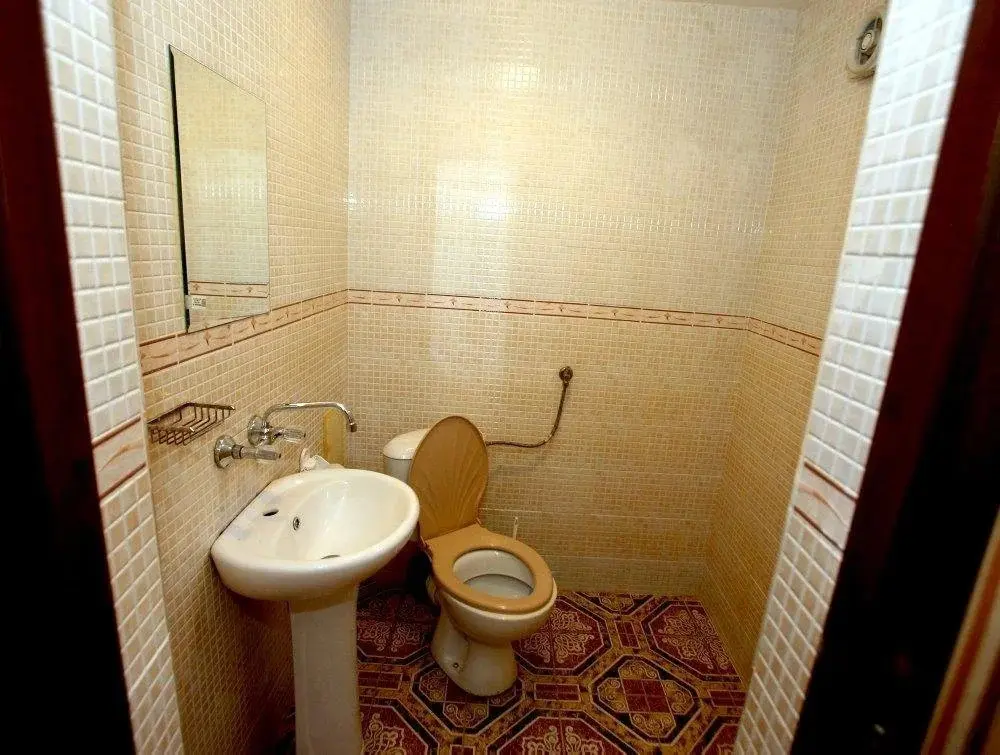 София: Hotel Teheran