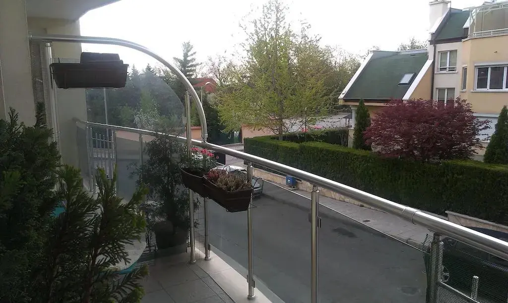 София: Sofia Apartment