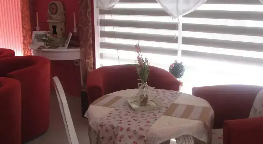 Поморие: Guest House Orchidea