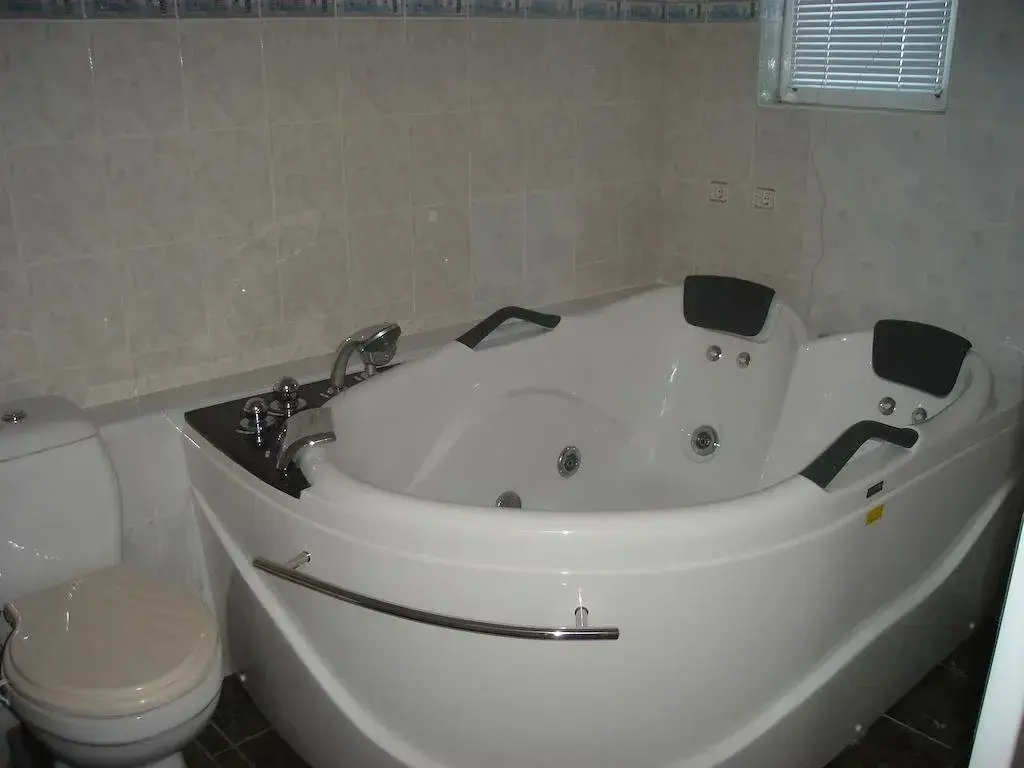 Извос: Ini Guest House