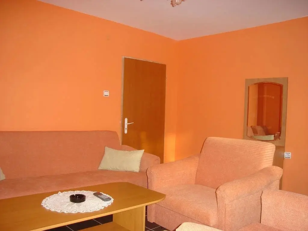 Извос: Ini Guest House