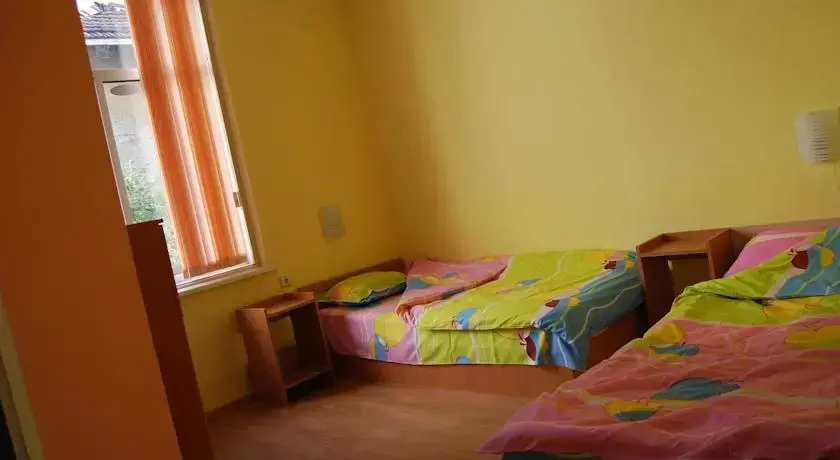 София: Elysia Hostel