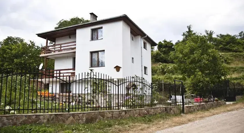 Чепеларе: Holiday Home Dima