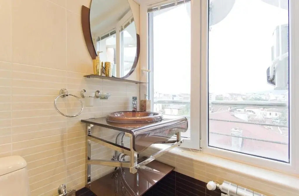 София: Penthouse Suites