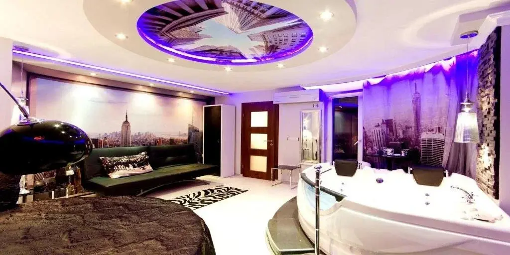София: Penthouse Suites