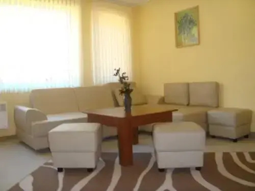 Троян: Saint George Family Hotel