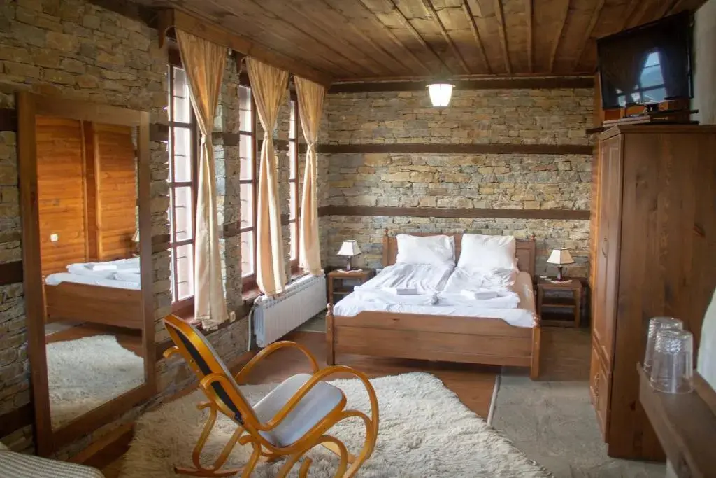 Лещен: Leshtenski Rai Guest House