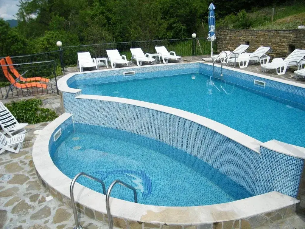 Троян: Family Hotel Chiflik Hills