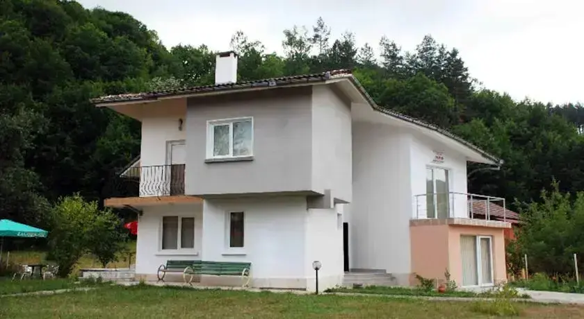 Троян: Villa Velena Guest House