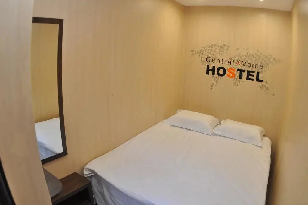 Варна: MareliS Sea Hostel