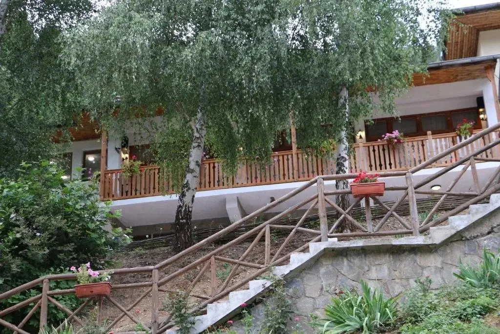Чепеларе: Bedenski Bani Hotel