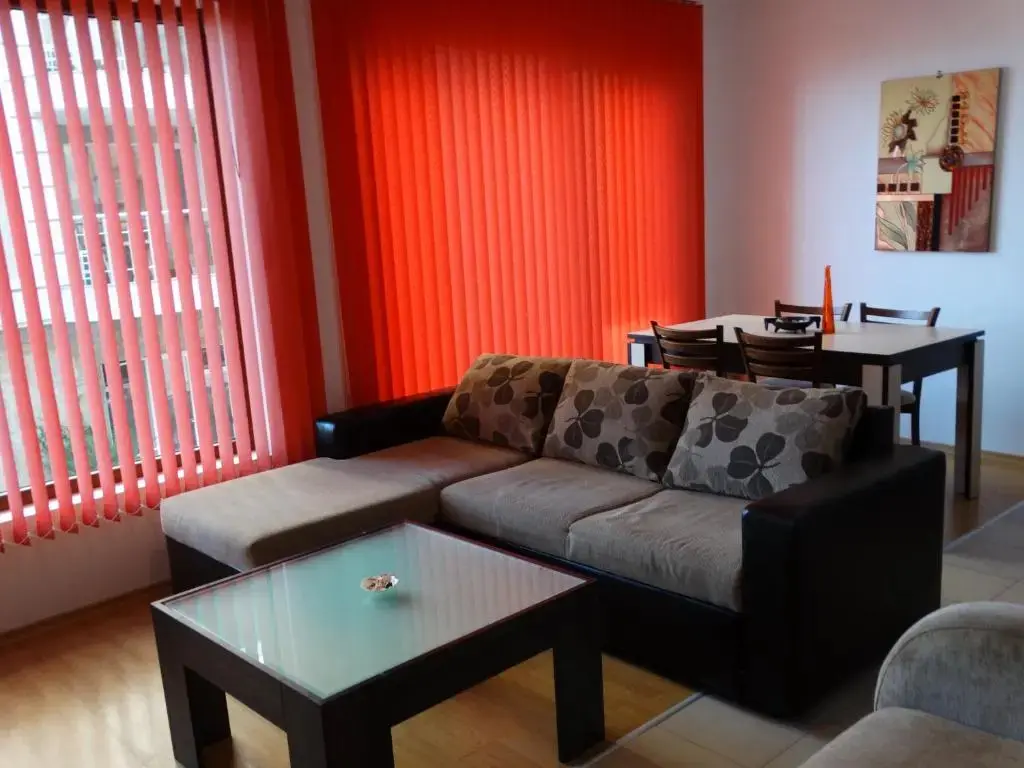 Поморие: Flat Lora Pomorie