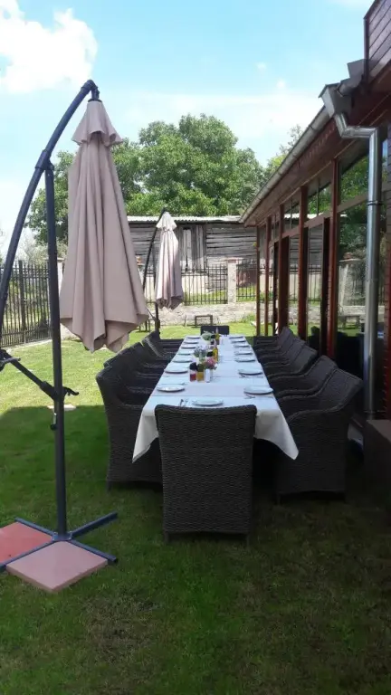 Заселе: Lakata Guest House
