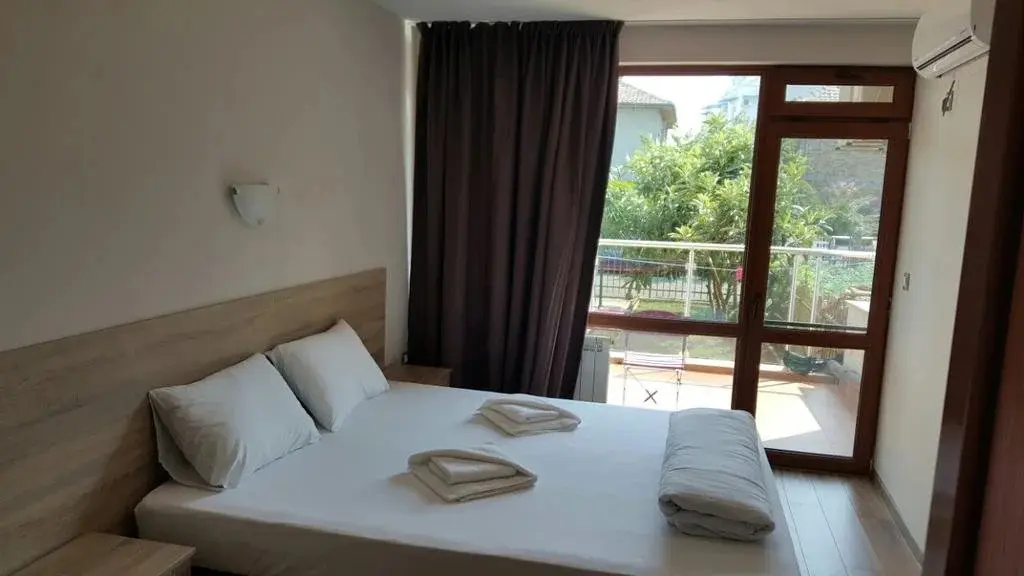 Приморско: Guest house Beglik Tash