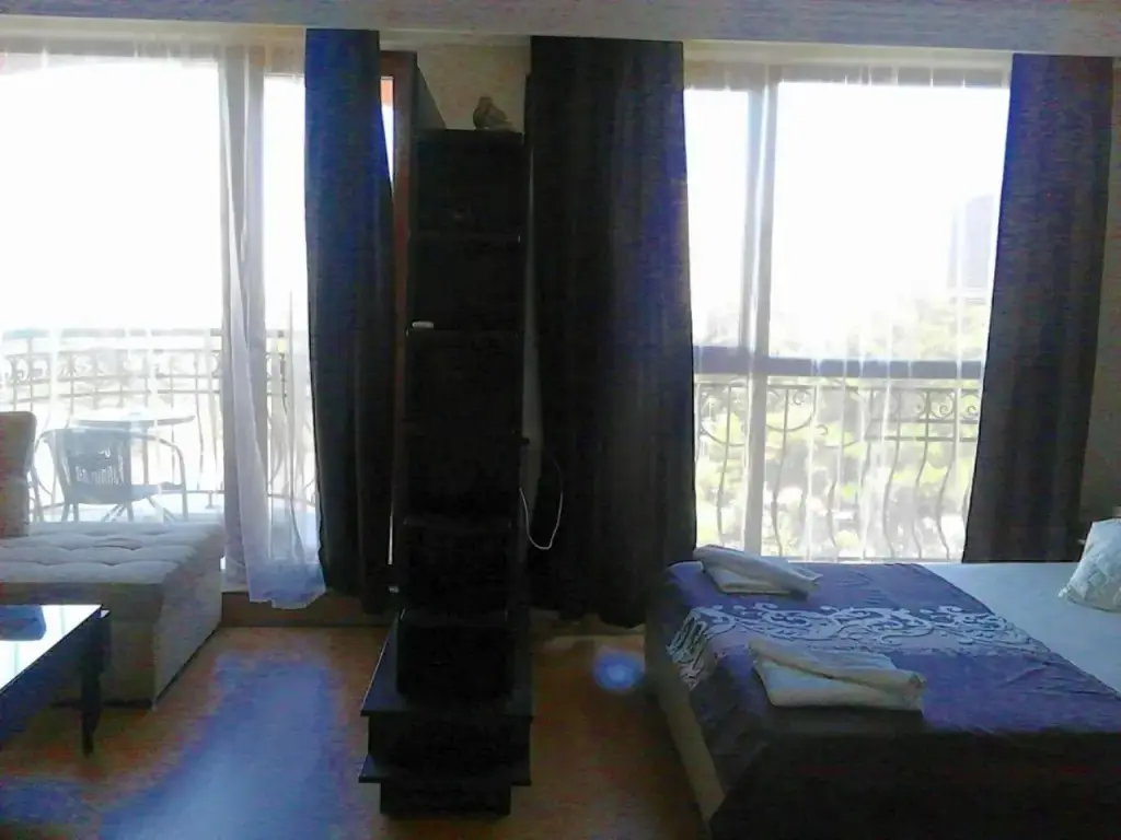 Солнечный берег: Apartments in Harmony Palace Apartcomplex