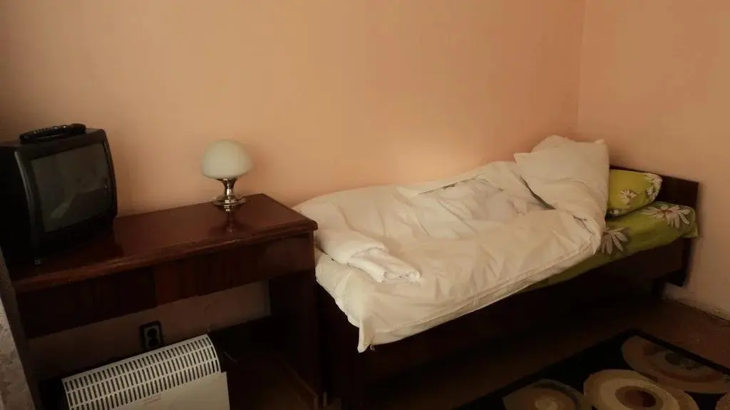 Хисаря: Hotel Stroitel