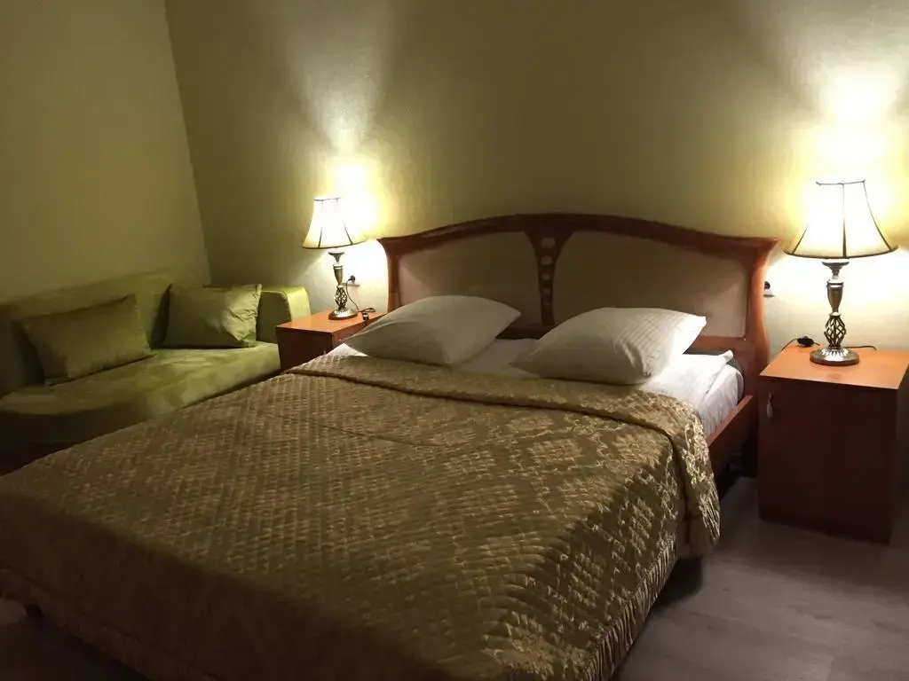 Кисловодск: Guest House near Kolonnady
