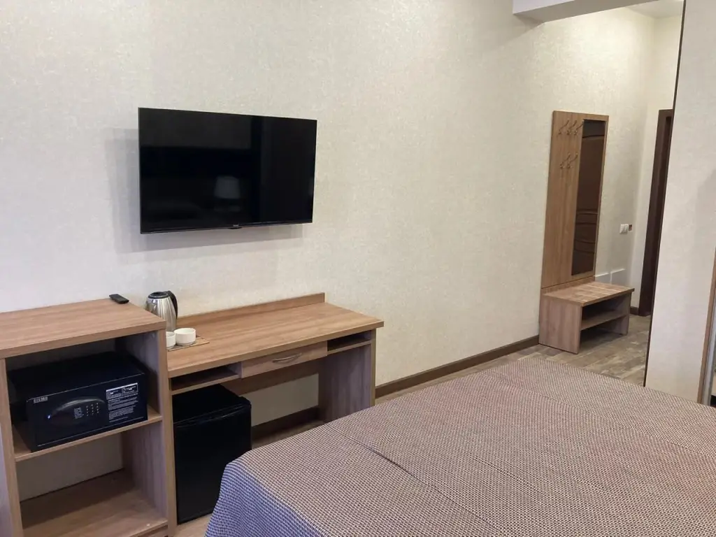 Эсто-Садок: Monblan Guest House