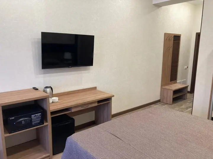 Эсто-Садок: Monblan Guest House