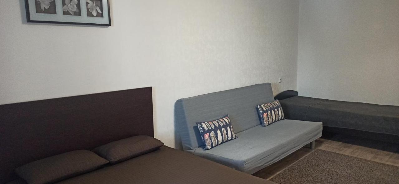 Туймазы: Apartment on Ostrovskogo 28