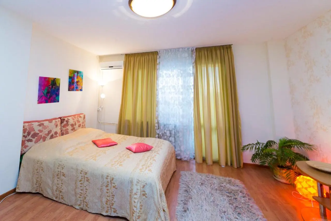 Уфа: Apartament near Congress Hall