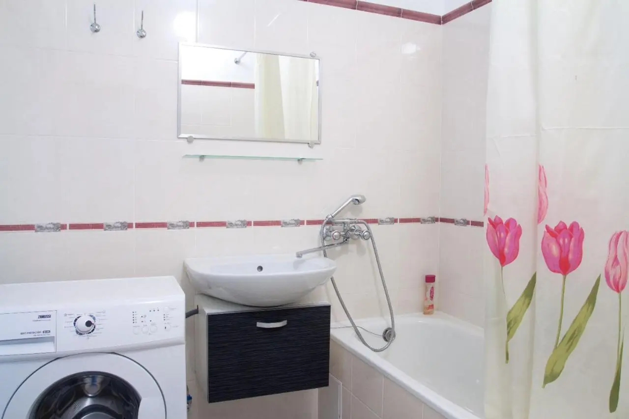 Уфа: Apartament near Congress Hall