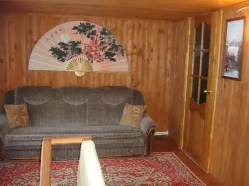 Осташков: Holiday homes Lukomorie