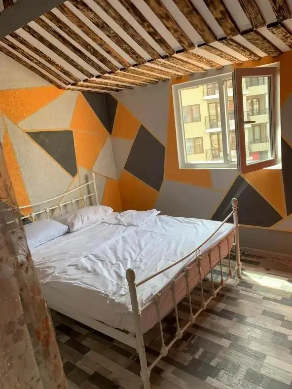 Цагери: 2-bedroom, 1- living room with folding divan, apartment with swimming pool and terrace