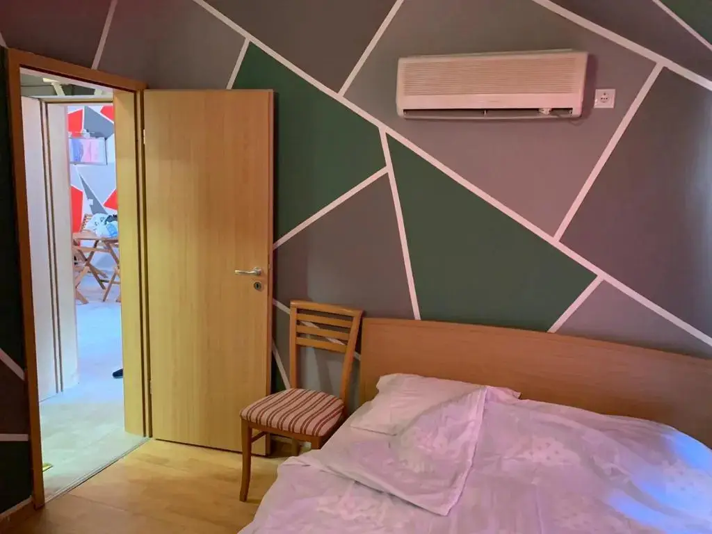 Цагери: 2-bedroom, 1- living room with folding divan, apartment with swimming pool and terrace