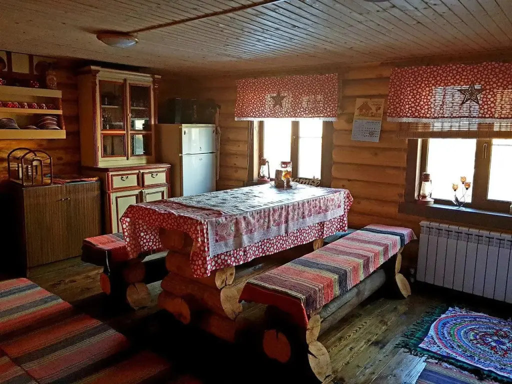 Бабушкина: Гостевой дом Усолье